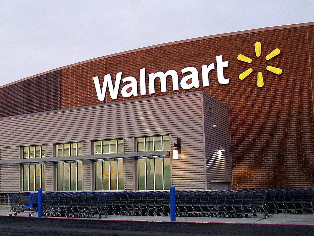 Walmart lays off hundreds of employees and mandates relocation for others