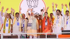TMC insulting Hindu faith to appease vote bank of infiltrators: Modi at Bengal rally