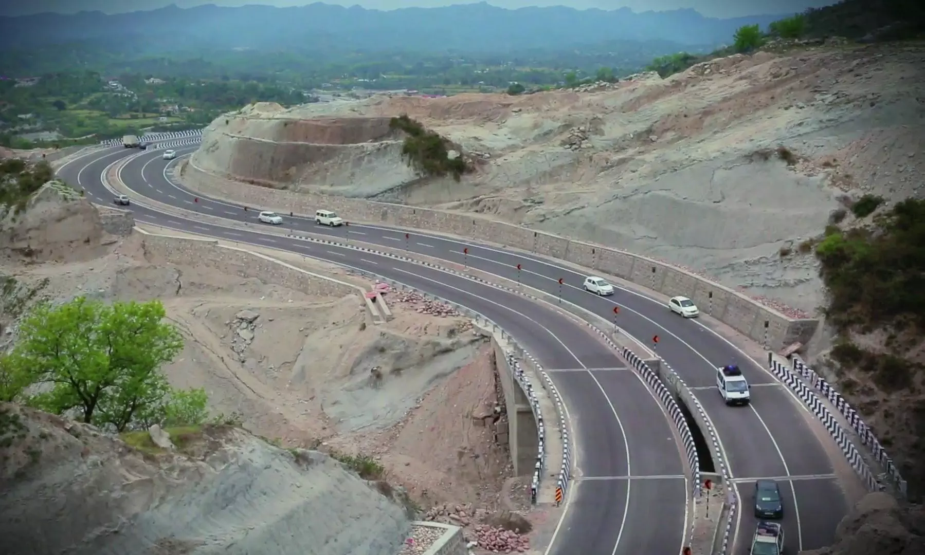 Jammu-Srinagar national highway closed for traffic due to maintenance work: Sources