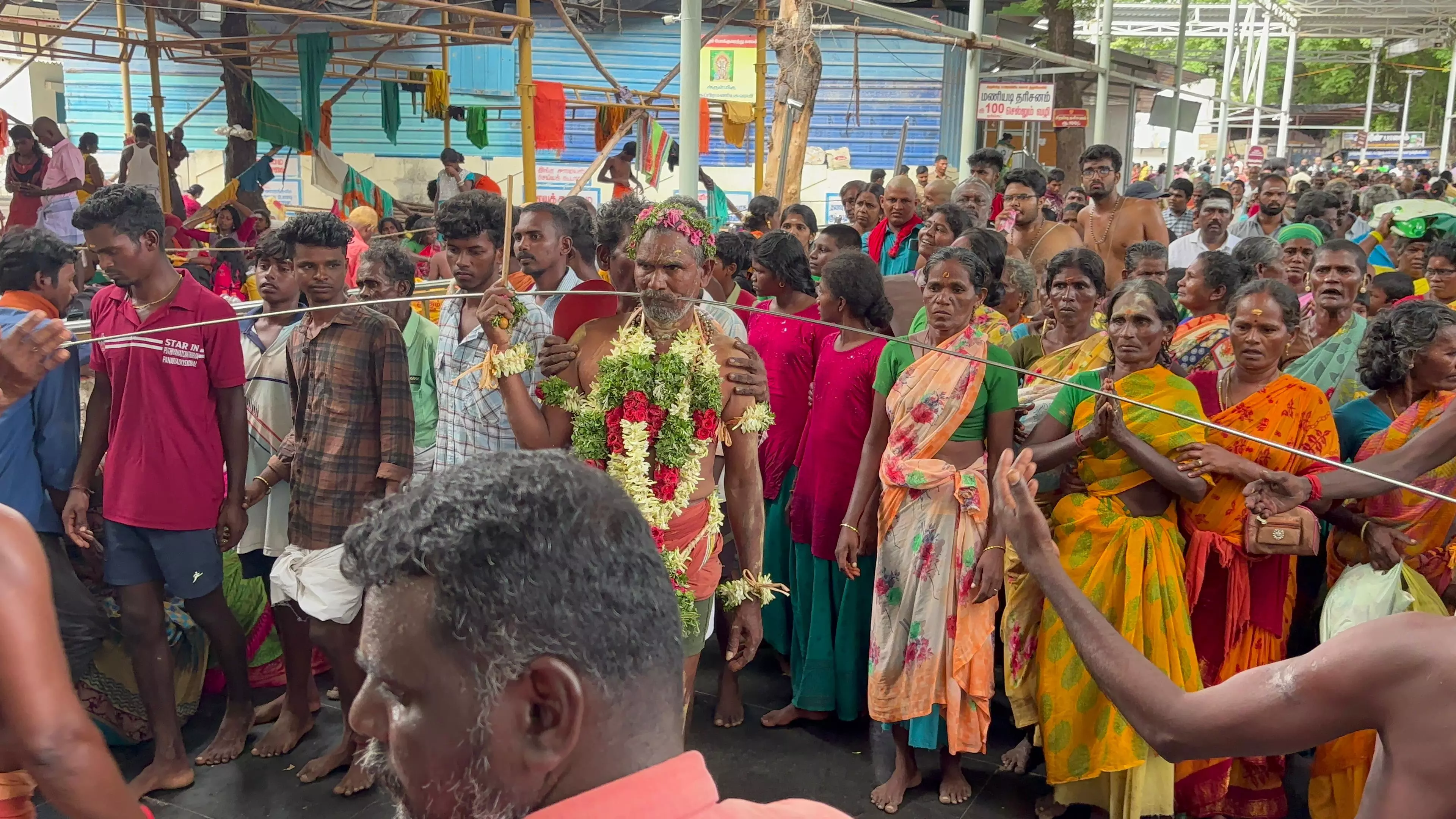 Tiruchendur temples move to ban fish meal stirs up controversy