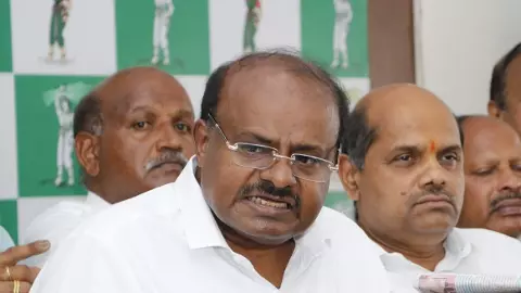 Kumaraswamy accuses Congress govt of manipulating Karnataka SIR, seeks EC action Kumaraswamy accuses Congress govt of manipulating Karnataka SIR, seeks EC action