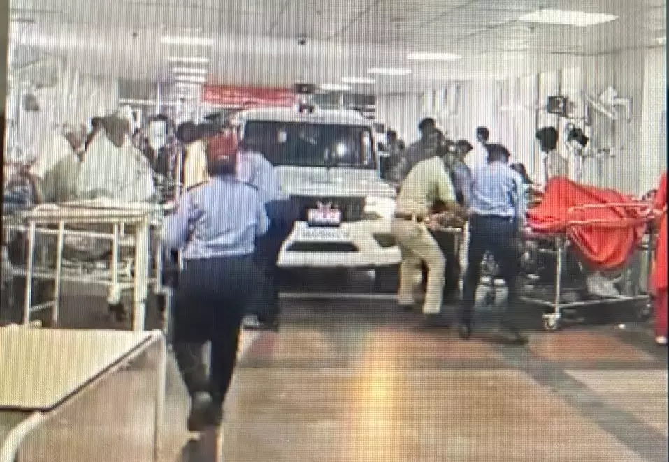 Cops drive SUV into AIIMS Rishikesh ward to arrest sexual harassment accused