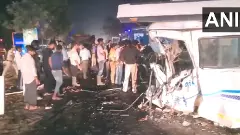 7 killed, 20 injured as mini-bus rams truck on Delhi-Jammu NH