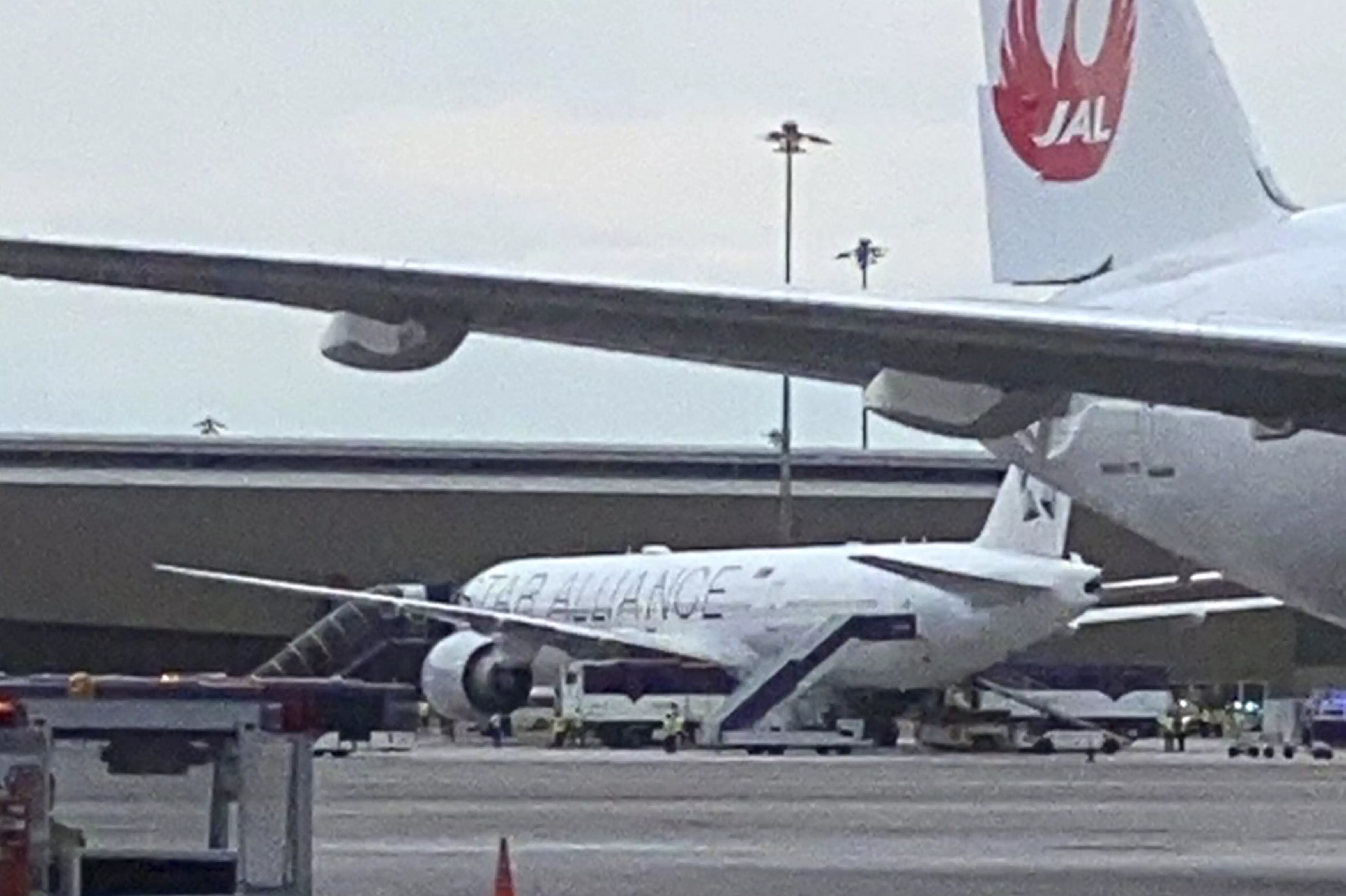 22 flyers had spinal injuries, 6 head trauma from turbulence-hit Singapore Airlines flight