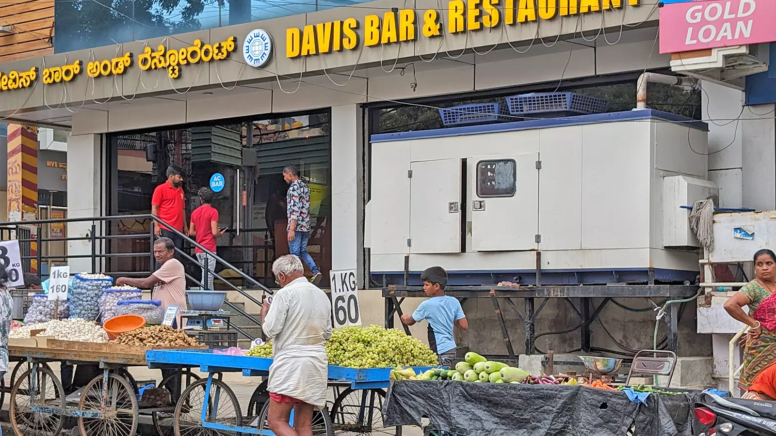 A nearly deserted market in Bengaluru. Photo: Sanghamitra Kar