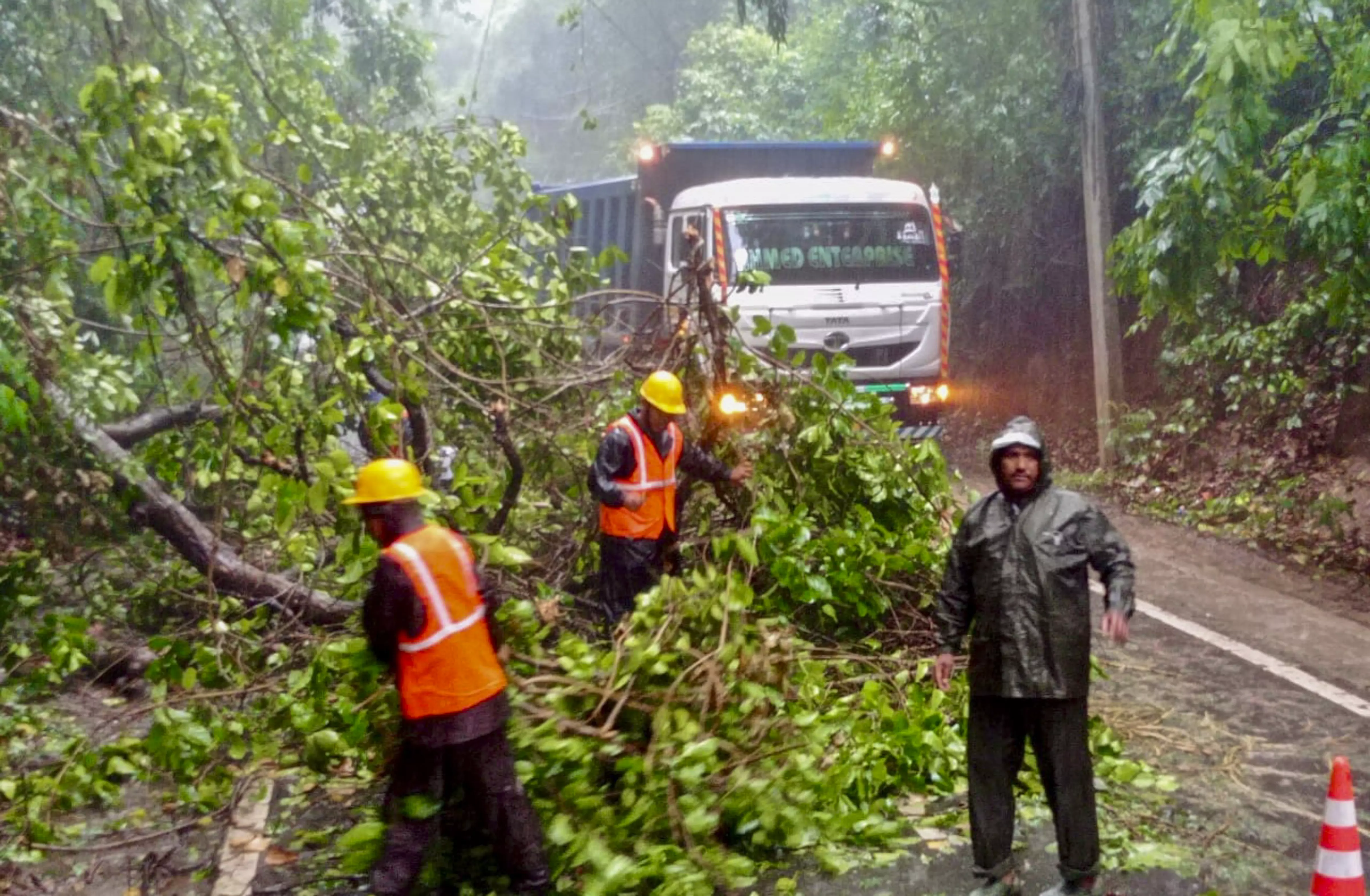 Cyclone Remal claims six lives in West Bengal, leaves trail of destruction