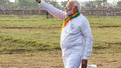 World knew about Gandhi from movie, says Modi; Congress reacts sharply