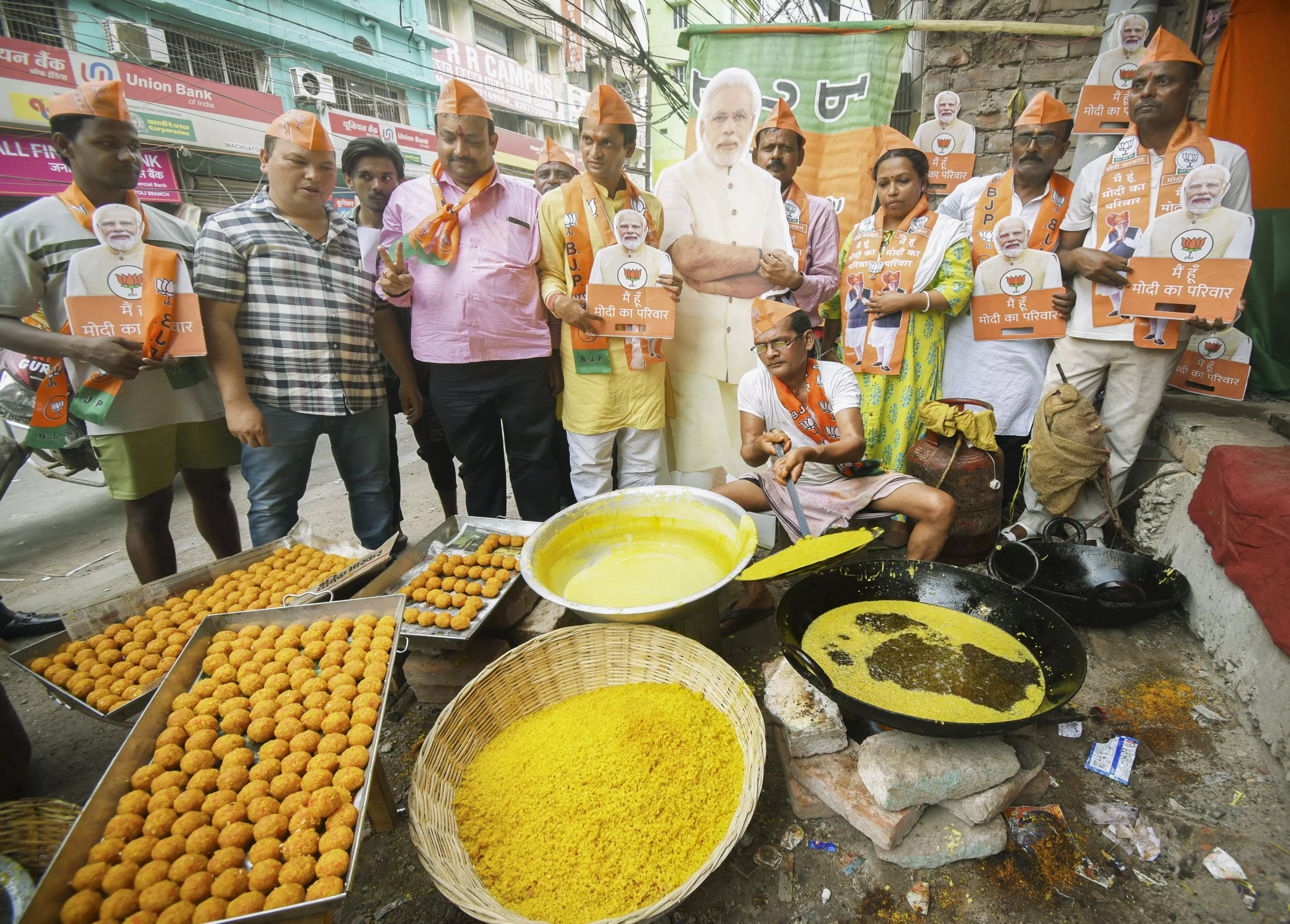 Chhattisgarh BJP unit prepares 201kg laddus; Bengaluru HQ lit up in anticipation of victory