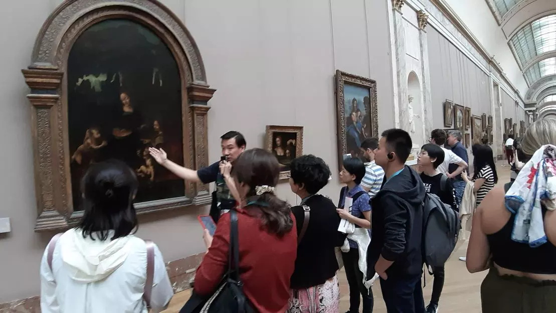 Louvre Museum in Paris Louvre Museum in Paris