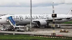 Singapore Airlines offers compensation to flyers hurt on turbulent flight