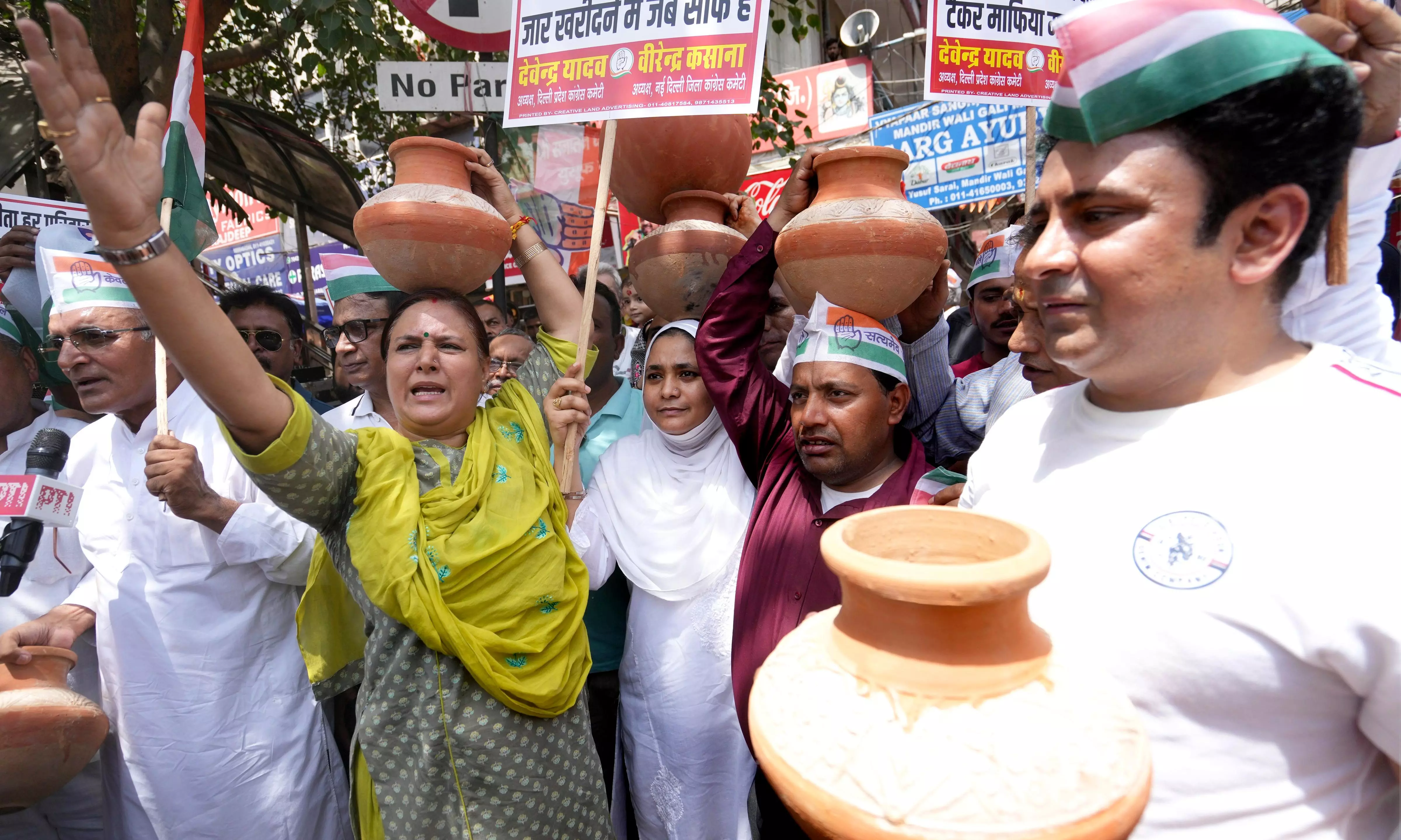 Delhi water crisis: Congress holds matka phod protests