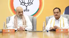 No change in Maharashtra leadership; working on state poll plan: BJP