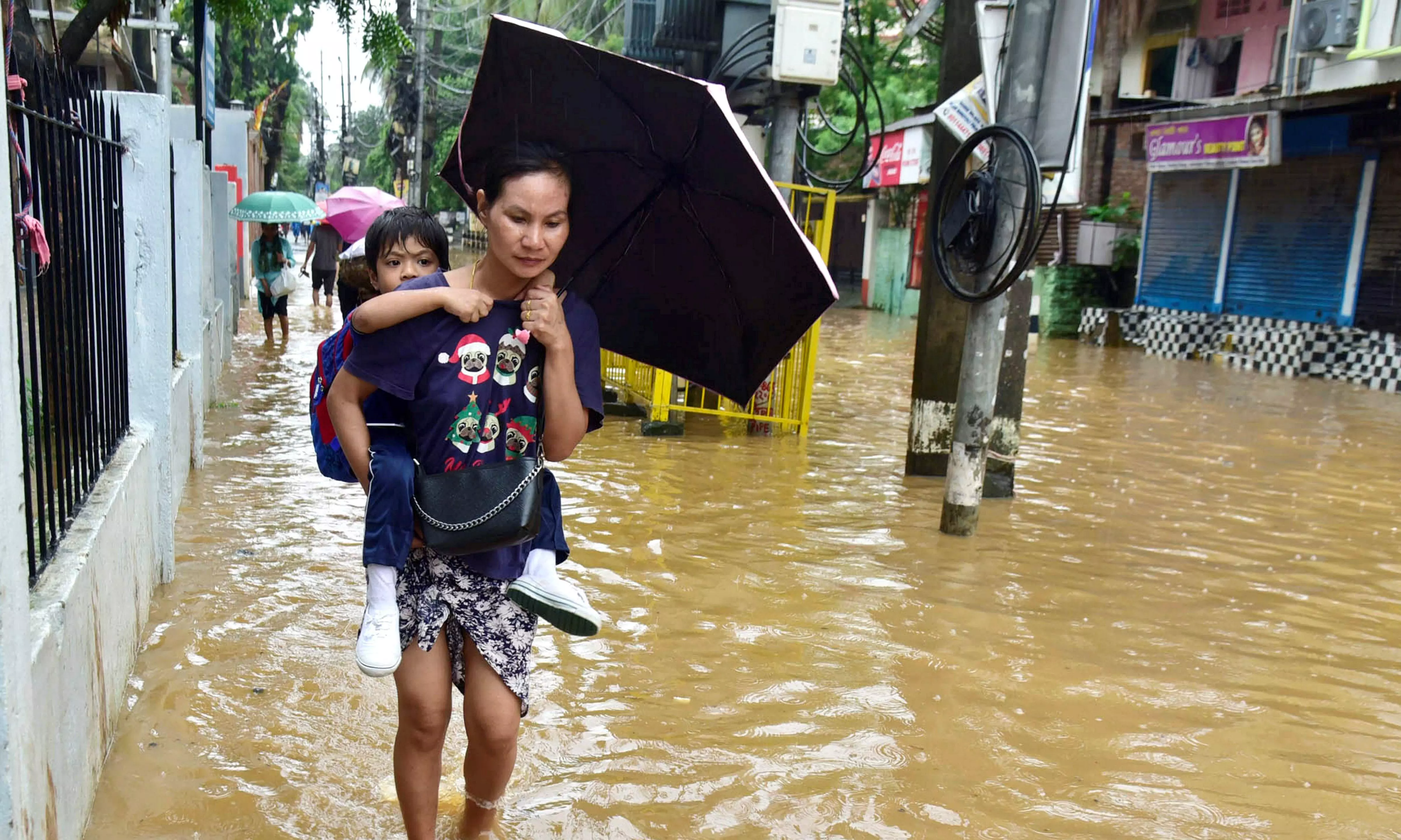 5 die in landslide in Assams Karimganj; flood situation worsens in state