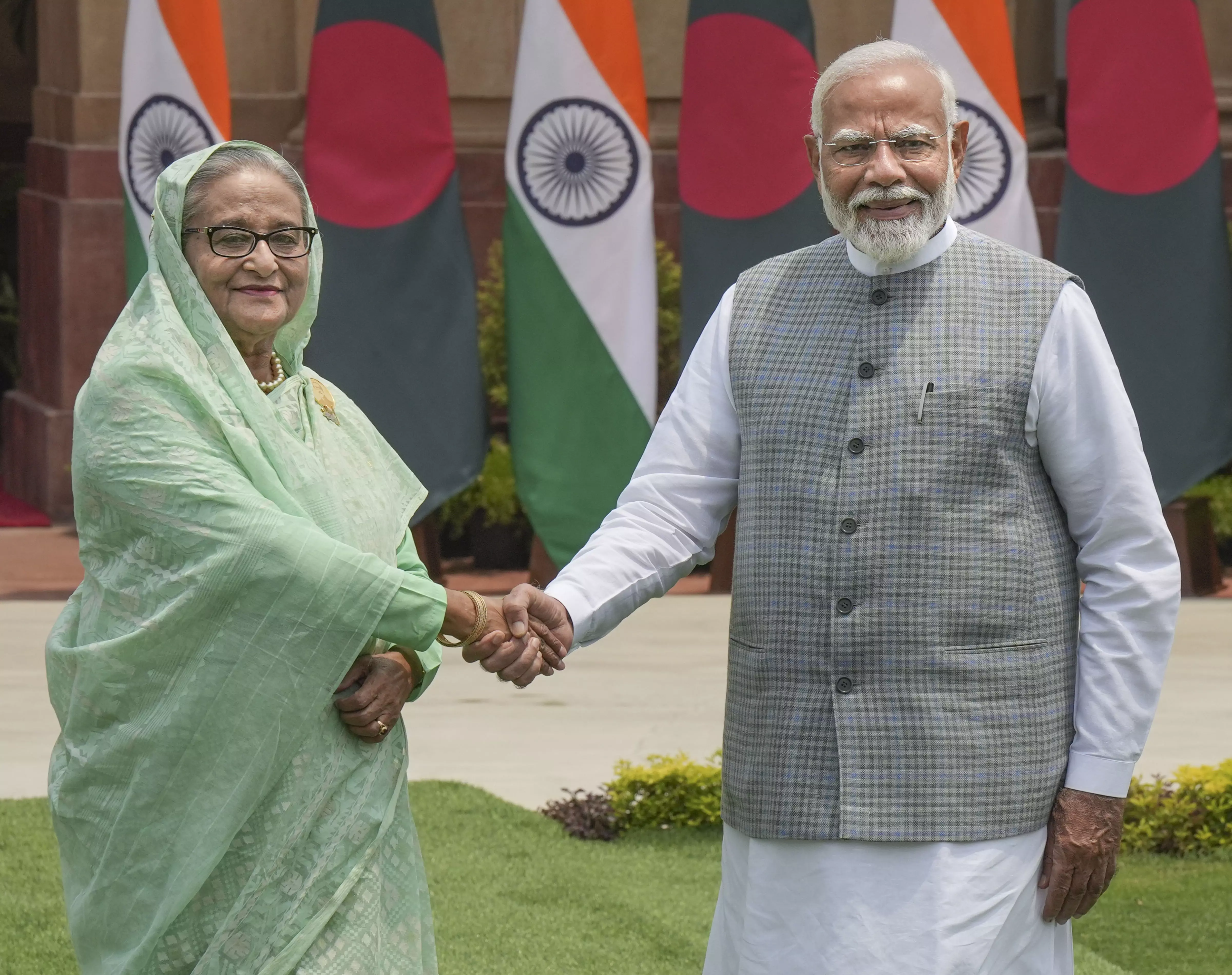 Bangladesh PM Sheikh Hasina invites Indian businesses to invest in their SEZs