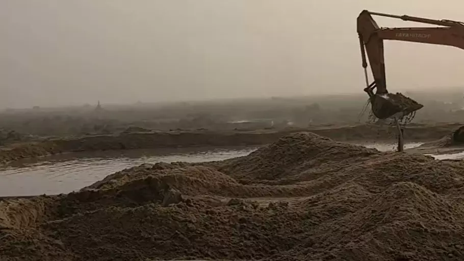 Cash-crunched Karnataka moves for 24x7 mining; activists see red