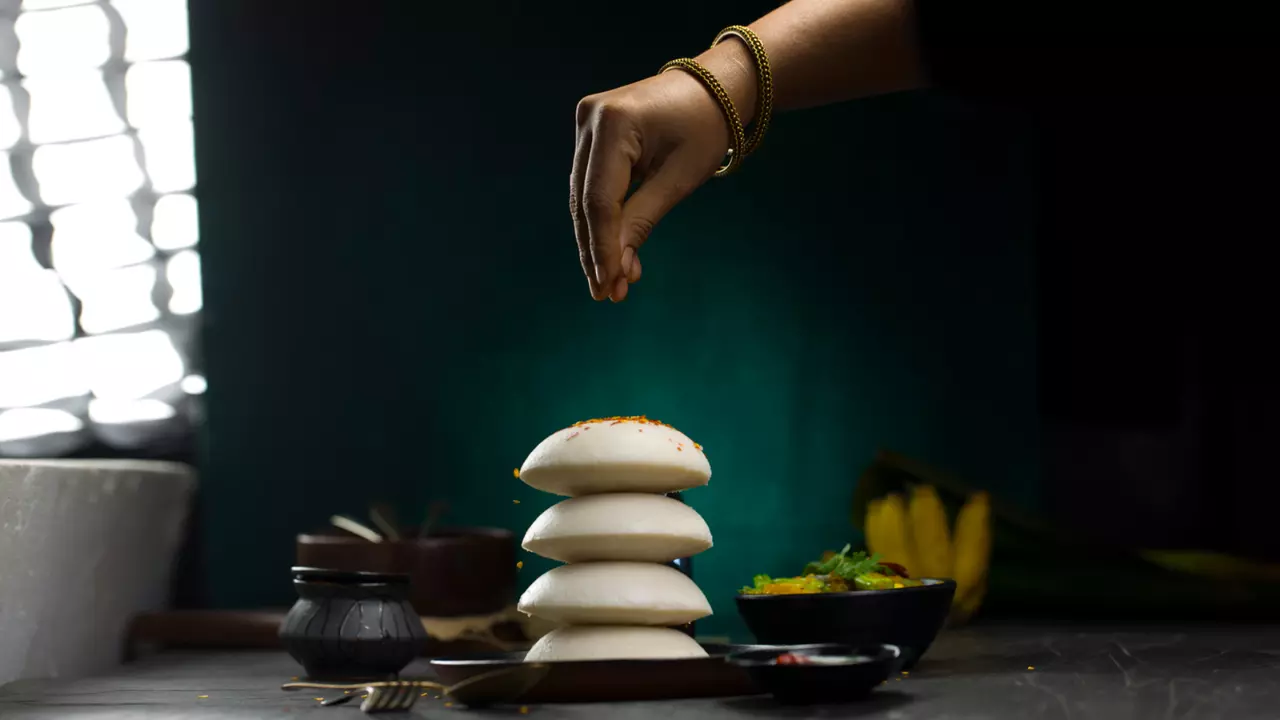 Idlis can cause cancer: Karnataka bans plastic sheets for steaming idlis Idlis can cause cancer: Karnataka bans plastic sheets for steaming idlis