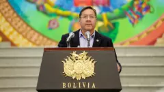 Coup attempt in Bolivia fails as president urges people to mobilise against democracy threat