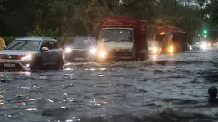 Incessant rains lash Delhi-NCR: roads flooded, traffic disrupted, flights suspended