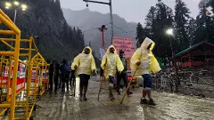 Heavy rain causes temporary suspension of Amarnath Yatra; precaution taken for safety of pilgrims