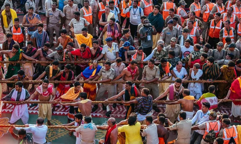 Rath Yatra LIVE | Puri chariot-pulling resumes; 1 dead during Sunday festivities