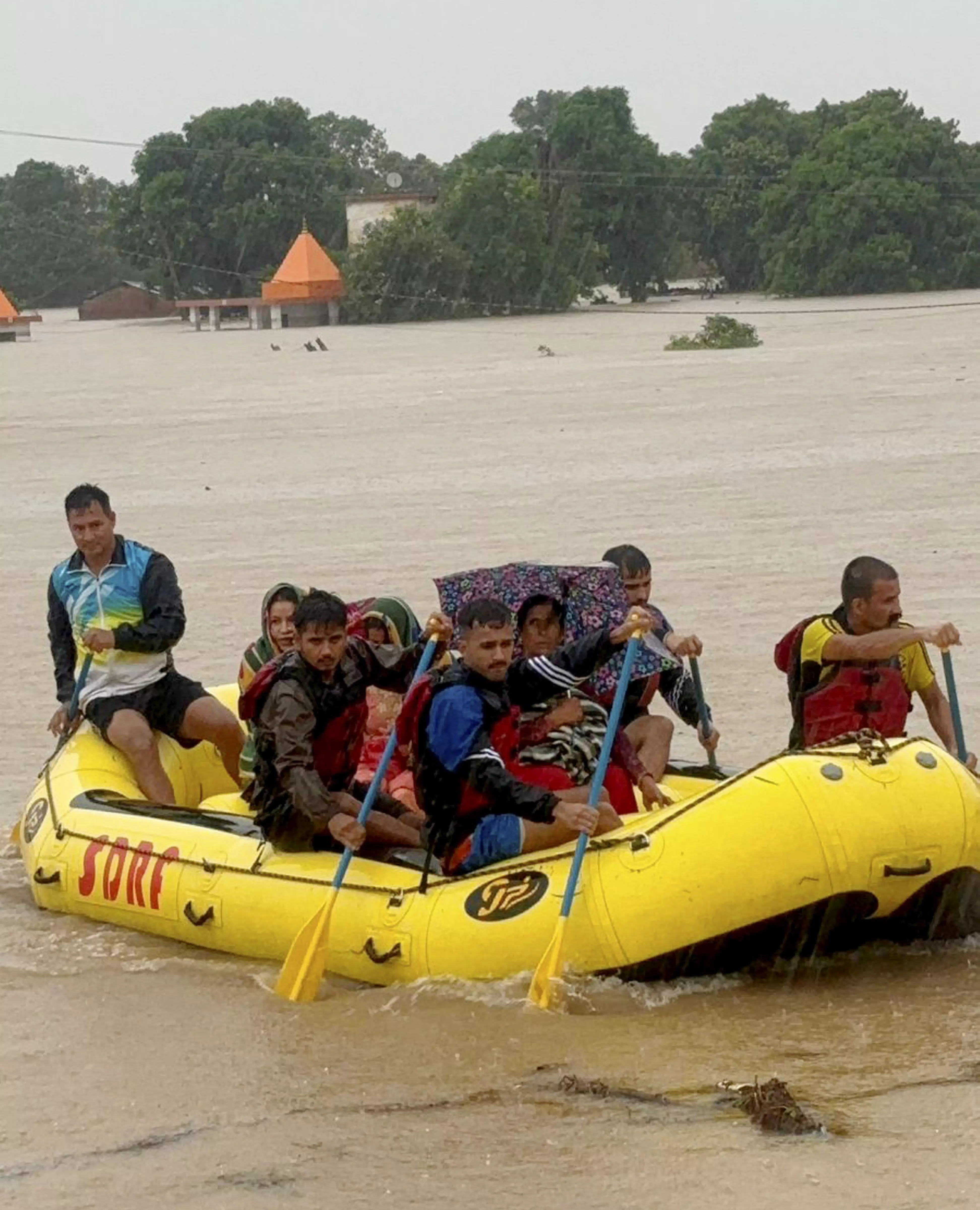 Uttarakhand: Incessant rain paralyses daily life in Kumaon; Char Dham Yatra resumes