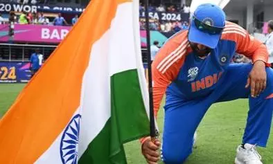 Rohit Sharma’s new photo with tricolour leaves internet fuming. Know why