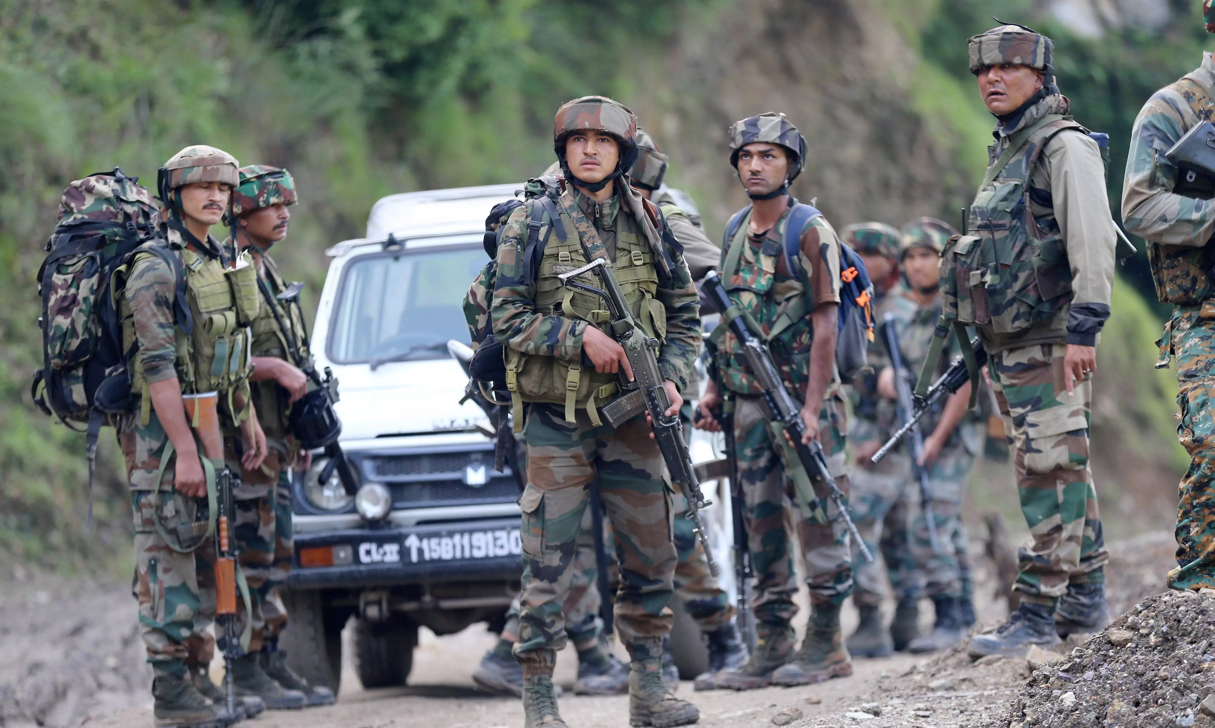 Army search operation on following suspicious movement near LoC