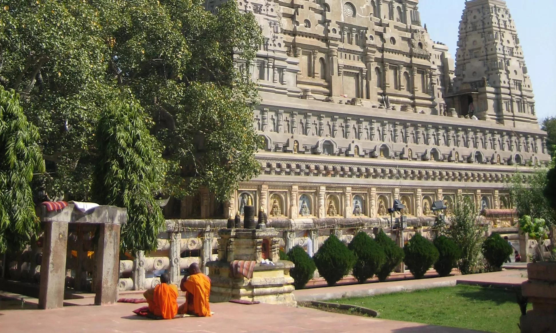 Satellite images reveal architectural wealth beneath Mahabodhi temple: Officials