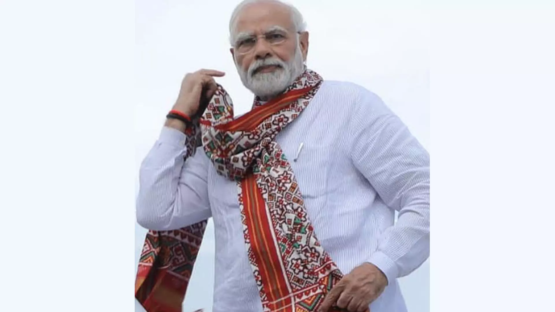 Prime Minister Narendra Modi wearing a Patola stole.