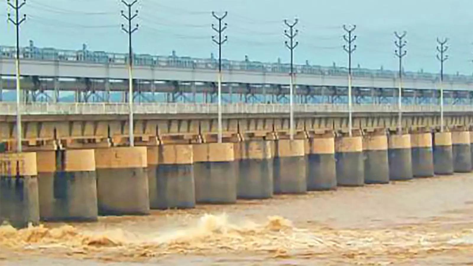 Experts say it is the Farakka Barrage which is forcing rivers to change course.