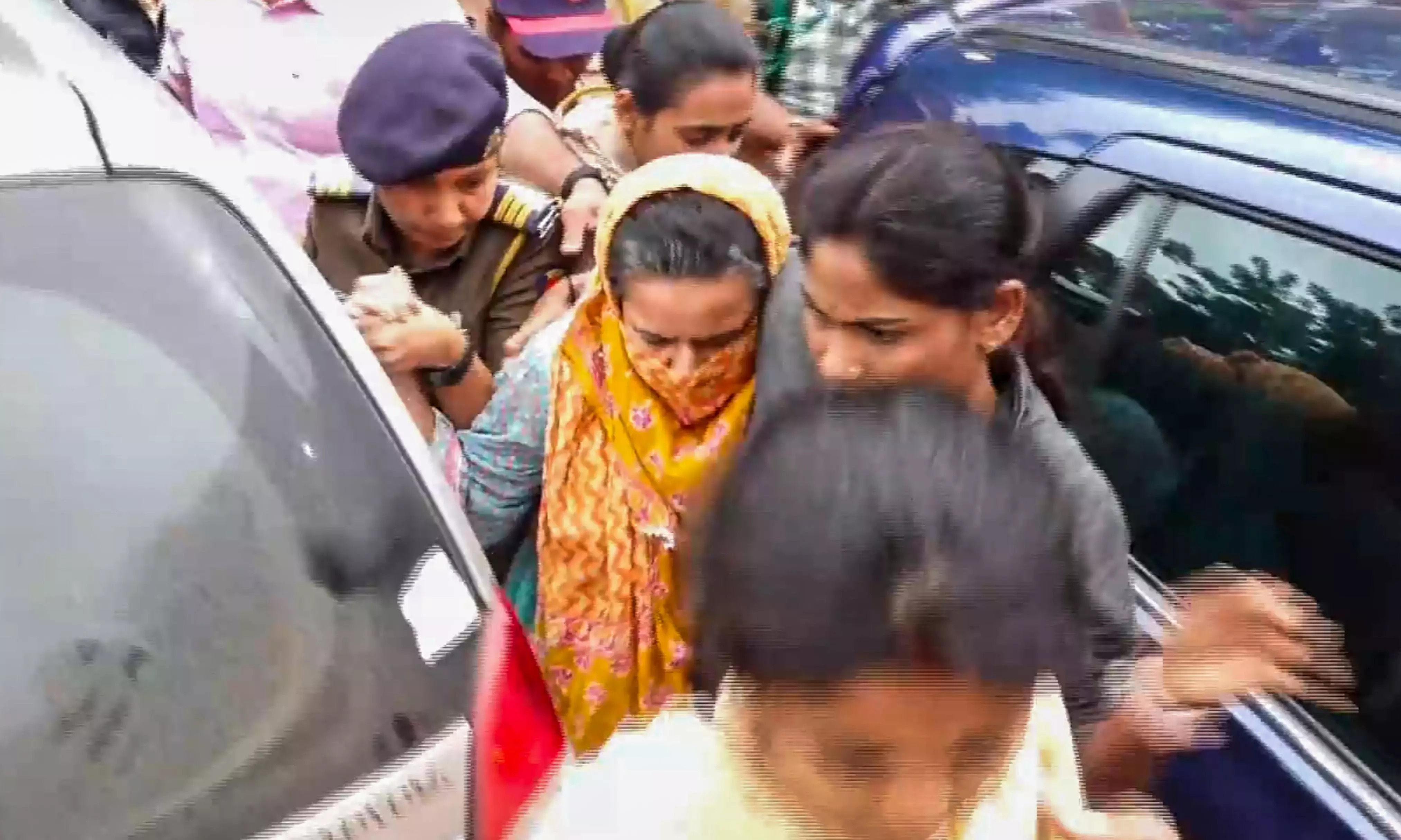 Puja Khedkar’s mother used fake ID, hid in lodge with cabbie as ‘son’: Report