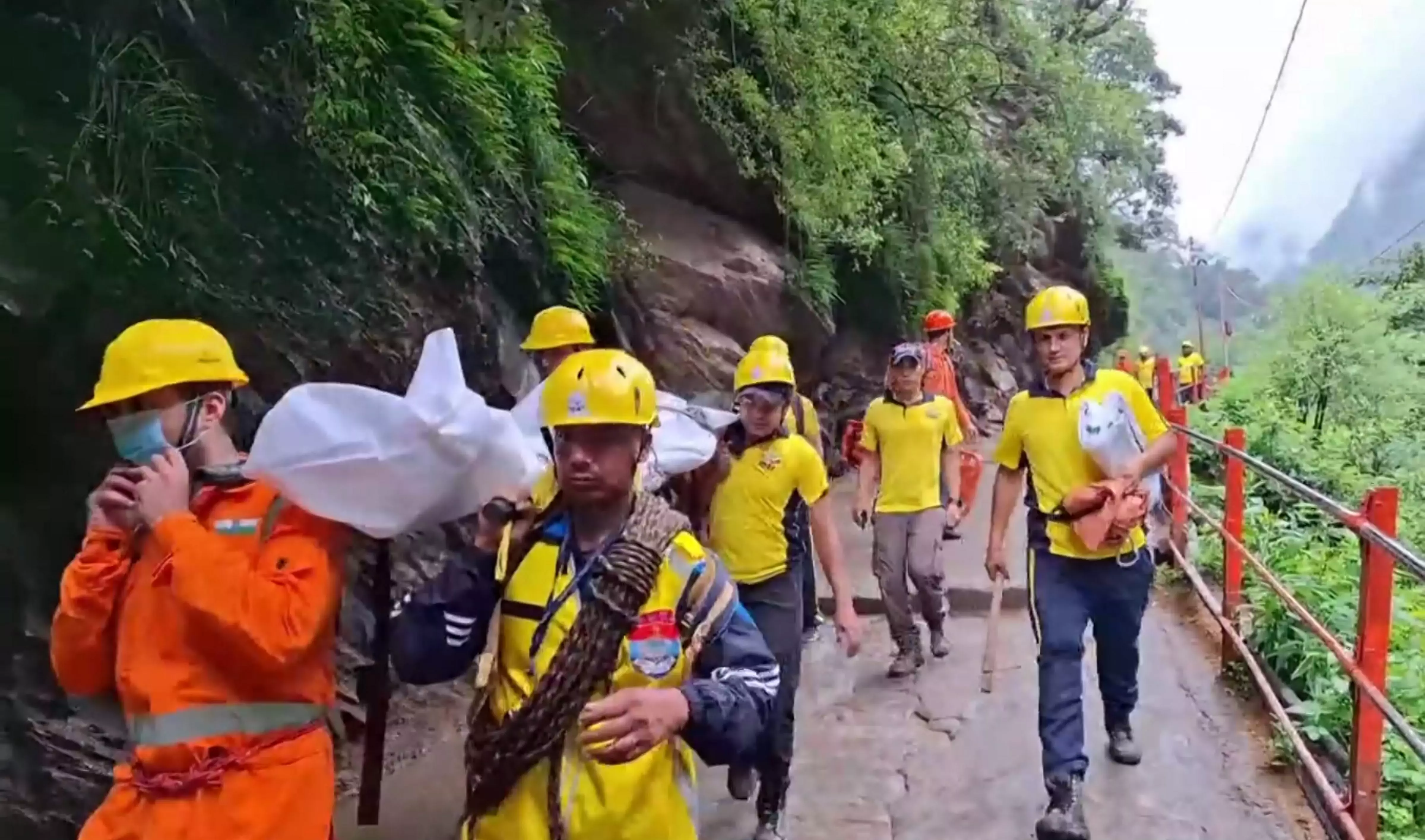 Uttarakhand: 3 killed in landslide on Kedarnath trekking route