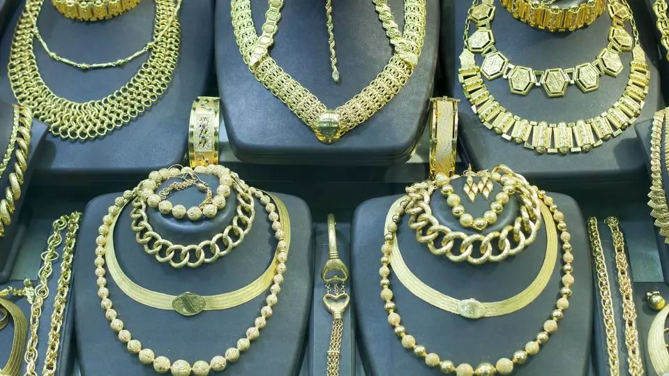 gold jewellery, gold, value