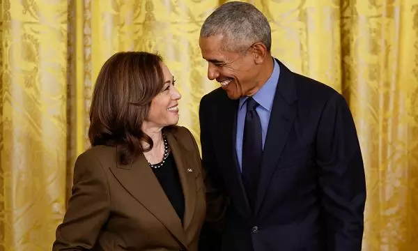 OBama kamala harris