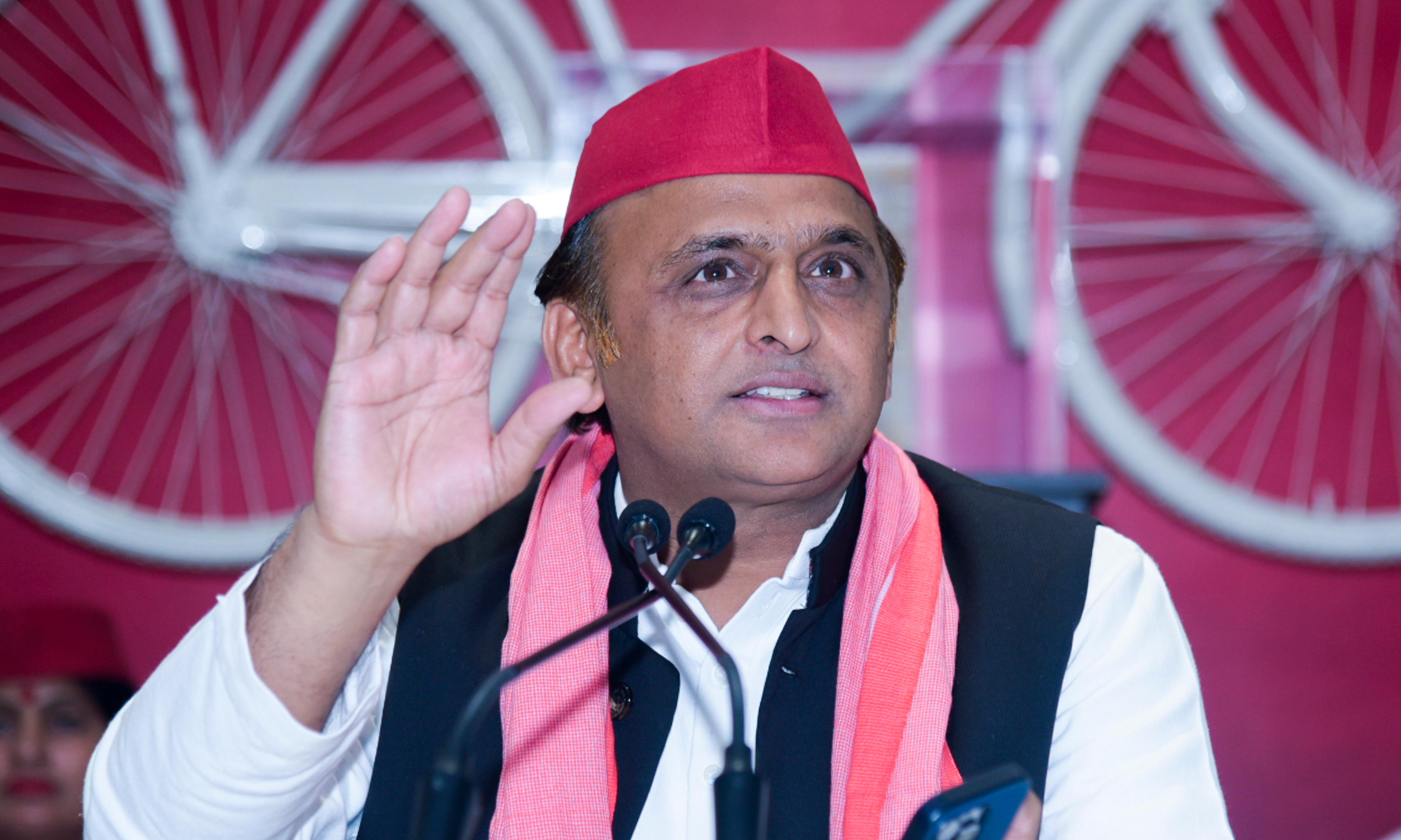 Thoughts, not clothes, make one a 'yogi': Akhilesh takes dig at UP CM ...