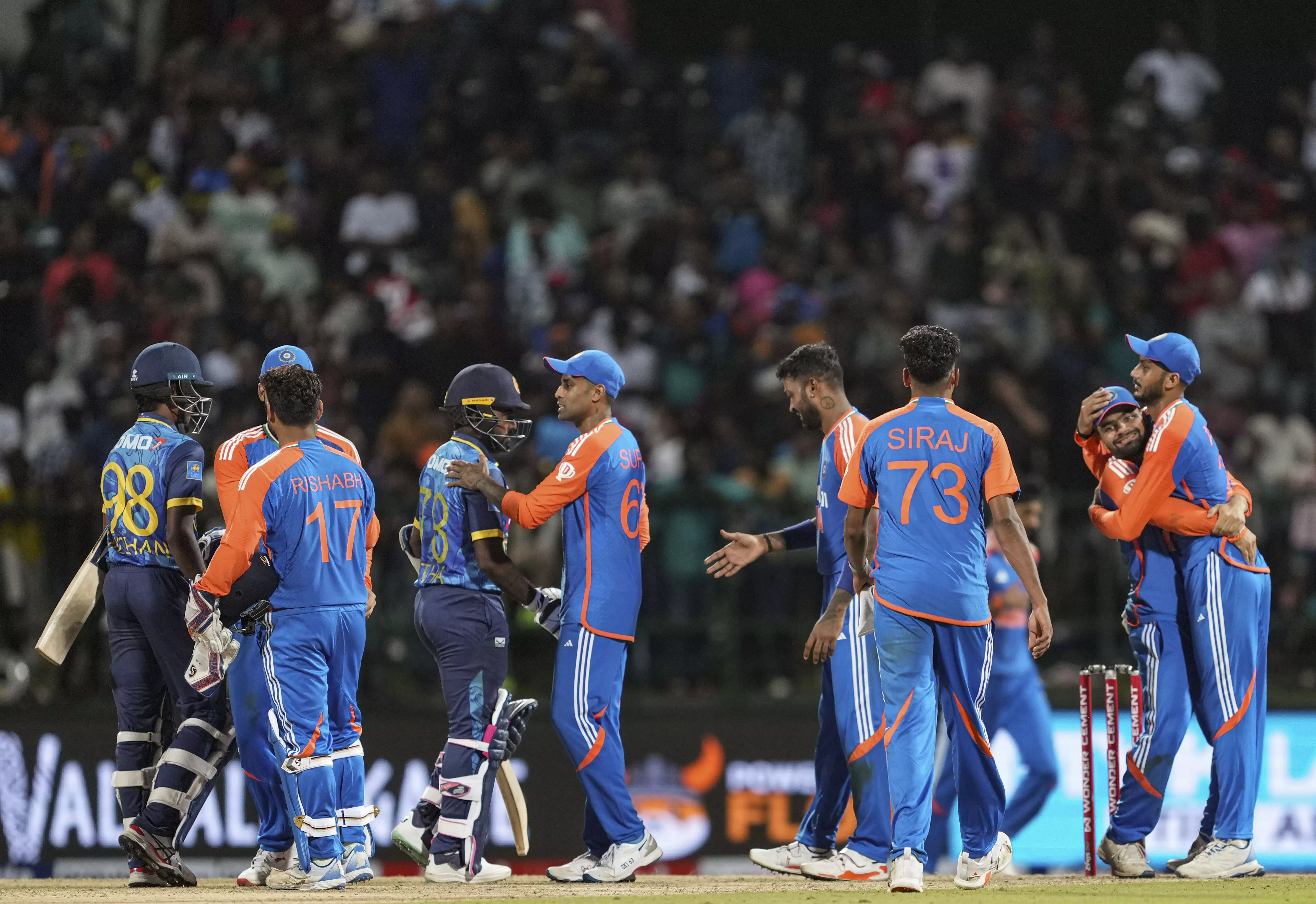 India beat Sri Lanka by 43 runs in first T20 International