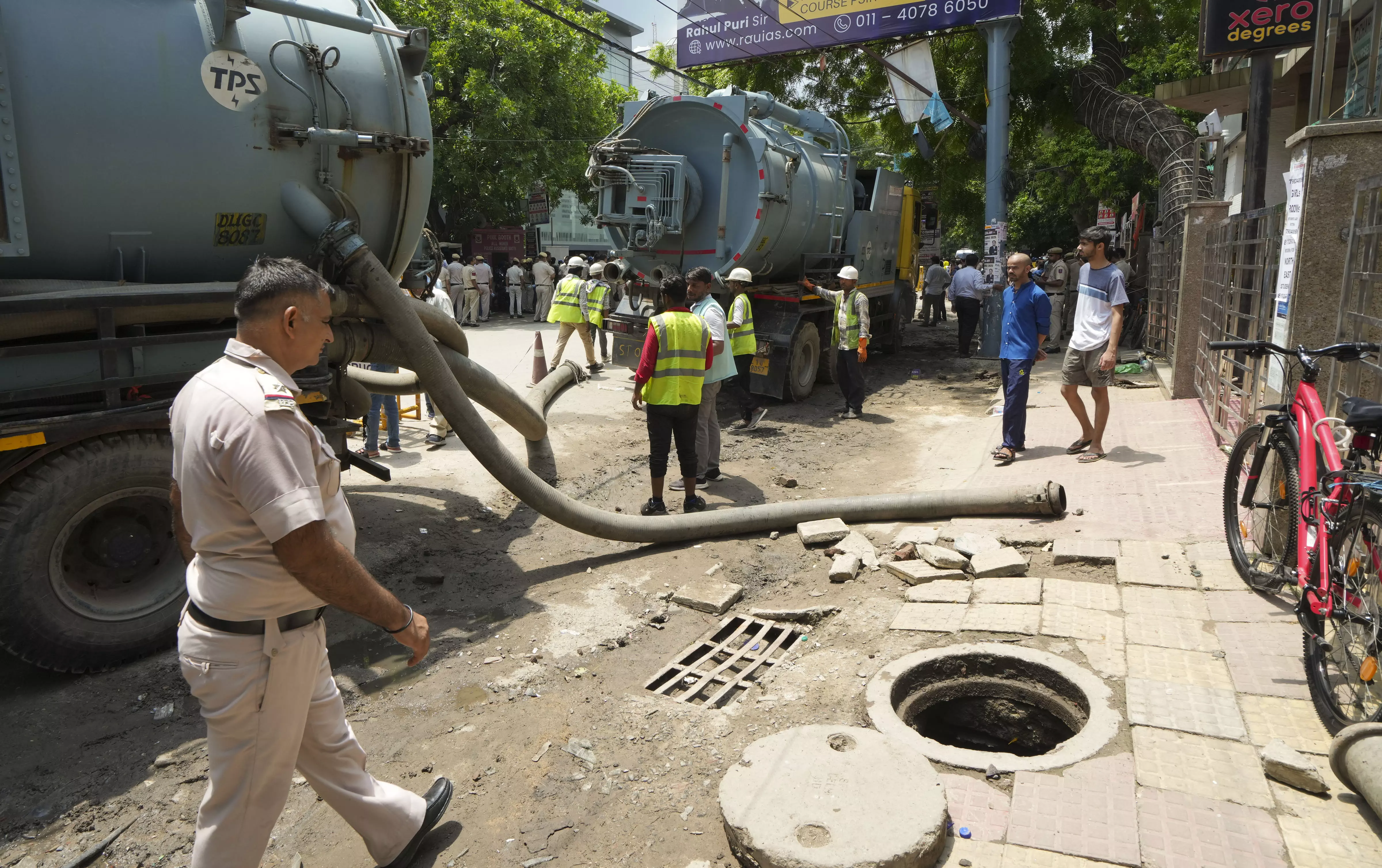 Delhi coaching centre deaths: Cops may quiz MCD officials on desilting, illegal library