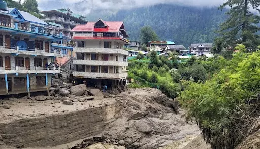 Himachal: Flash flood in Kullu; footbridge, makeshift sheds washed away