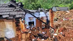 You work for Gandhi family? BJP asks Karnataka CM after Wayanad aid offer