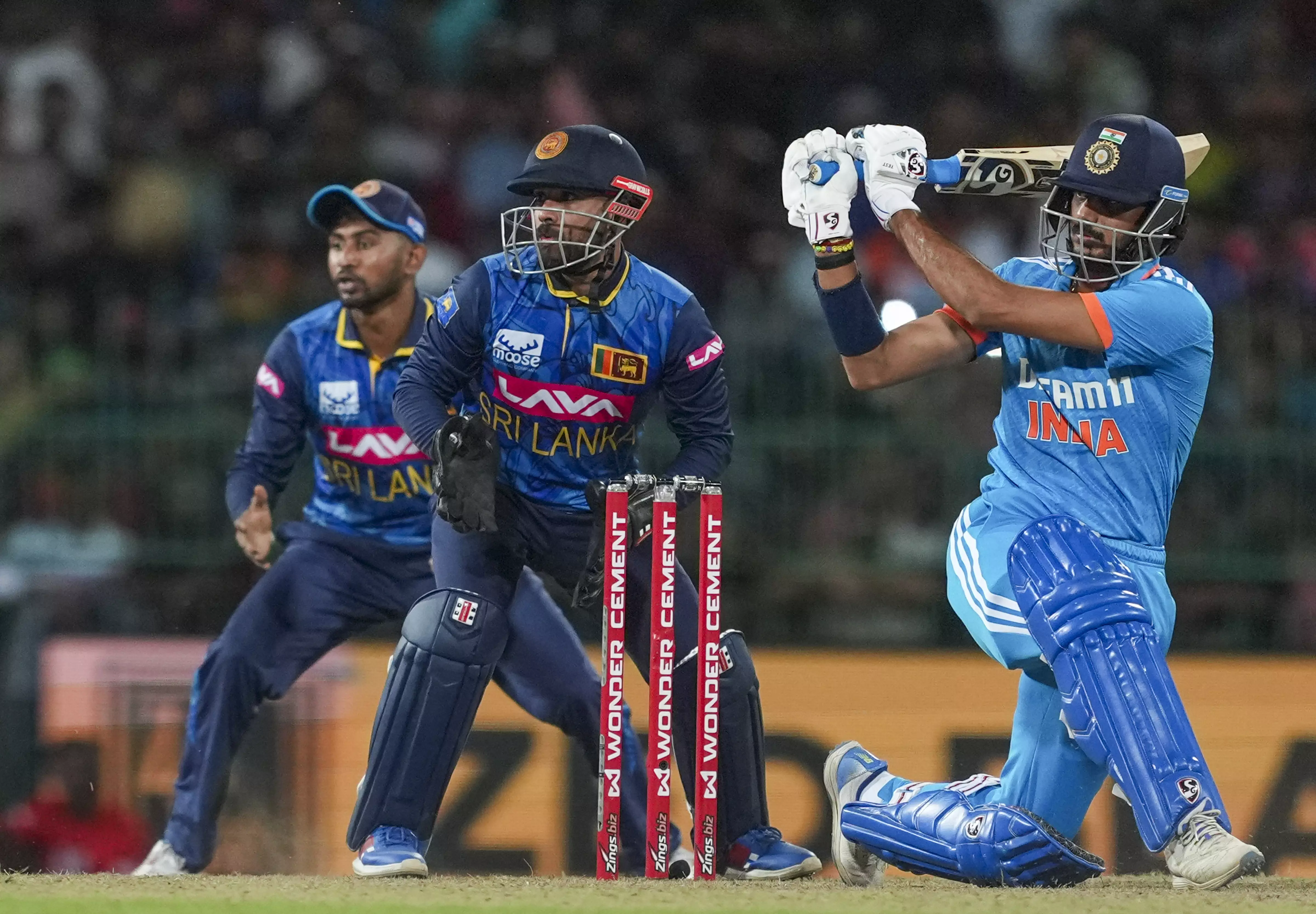 2nd ODI: Despite Rohit’s breakneck start, Indian batters fall prey to Lankan spin