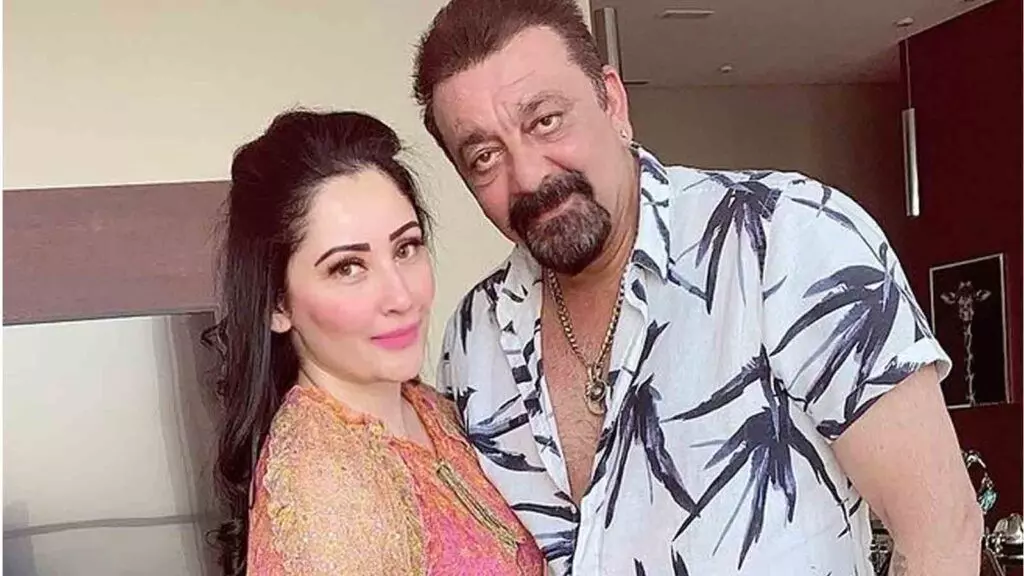 Sanjay Dutt slams UK govt for denying visa to shoot for Sons of Sardar 2