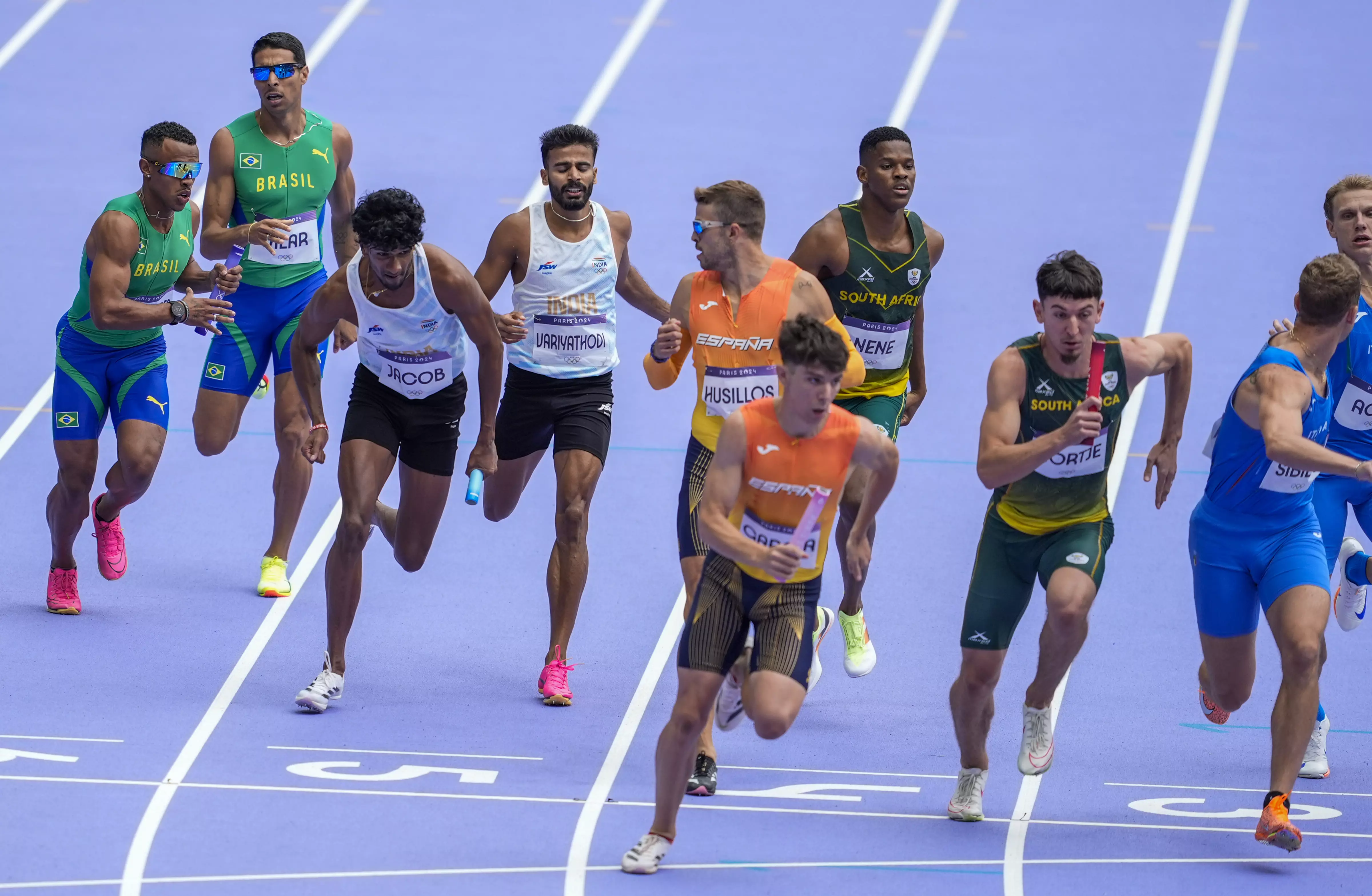 4x400m relay Indian men and women teams fail to qualify for final round