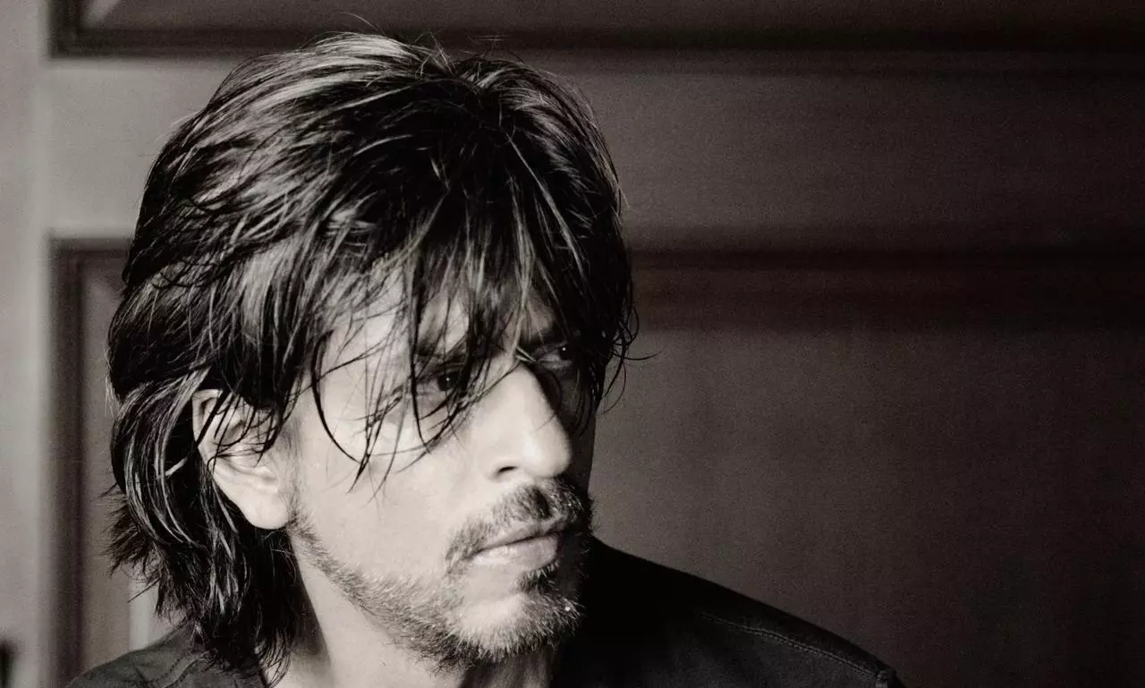 Locarno Film Fest: SRK wins career achievement award, thanks fans