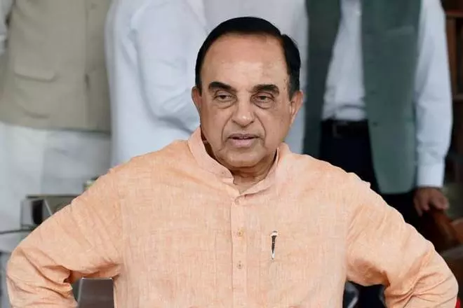 Subramanian Swamy moves Delhi HC over Rahuls citizenship: Report