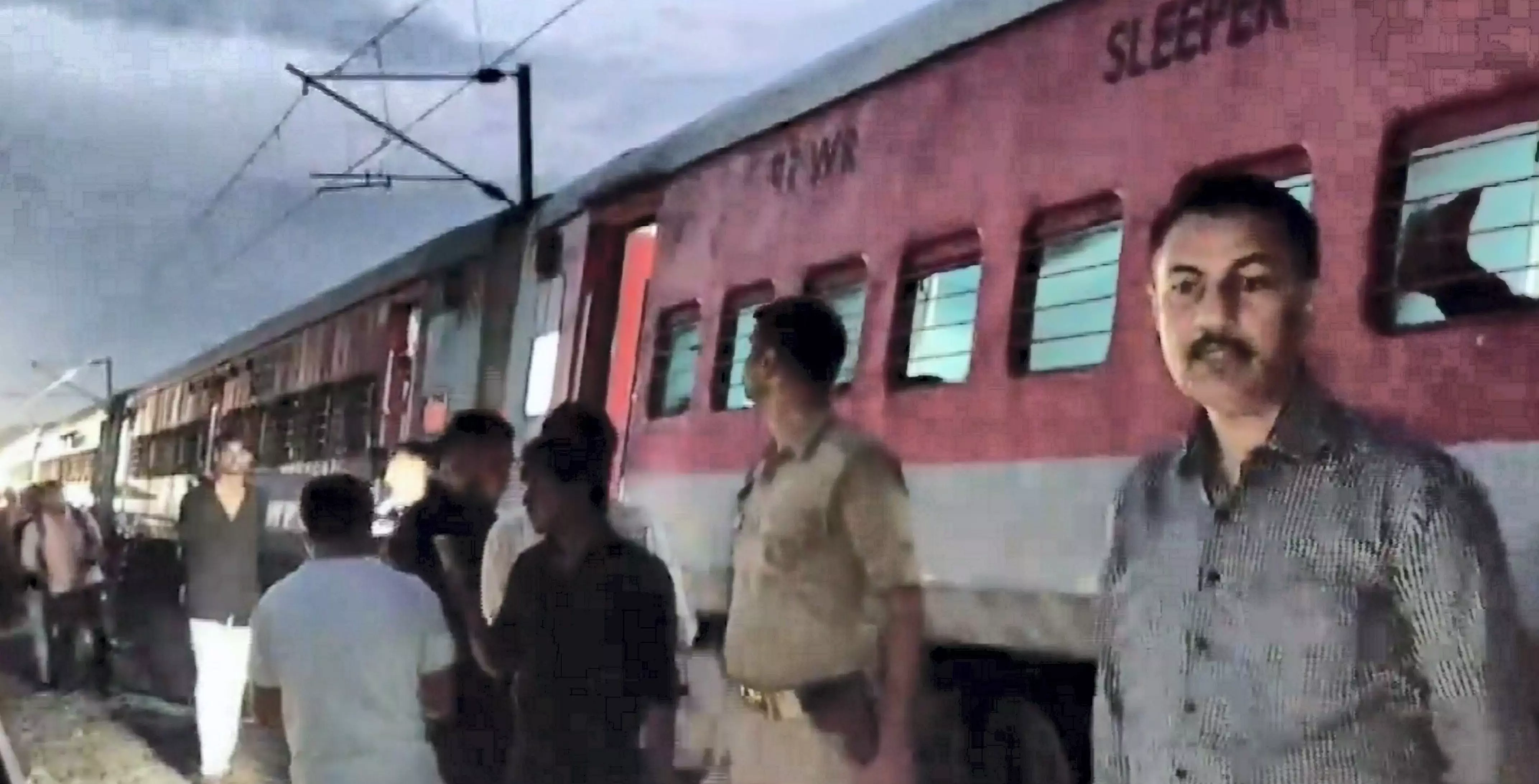 Sabarmati Express derails near Kanpur; due to object placed on track, says Rly minister