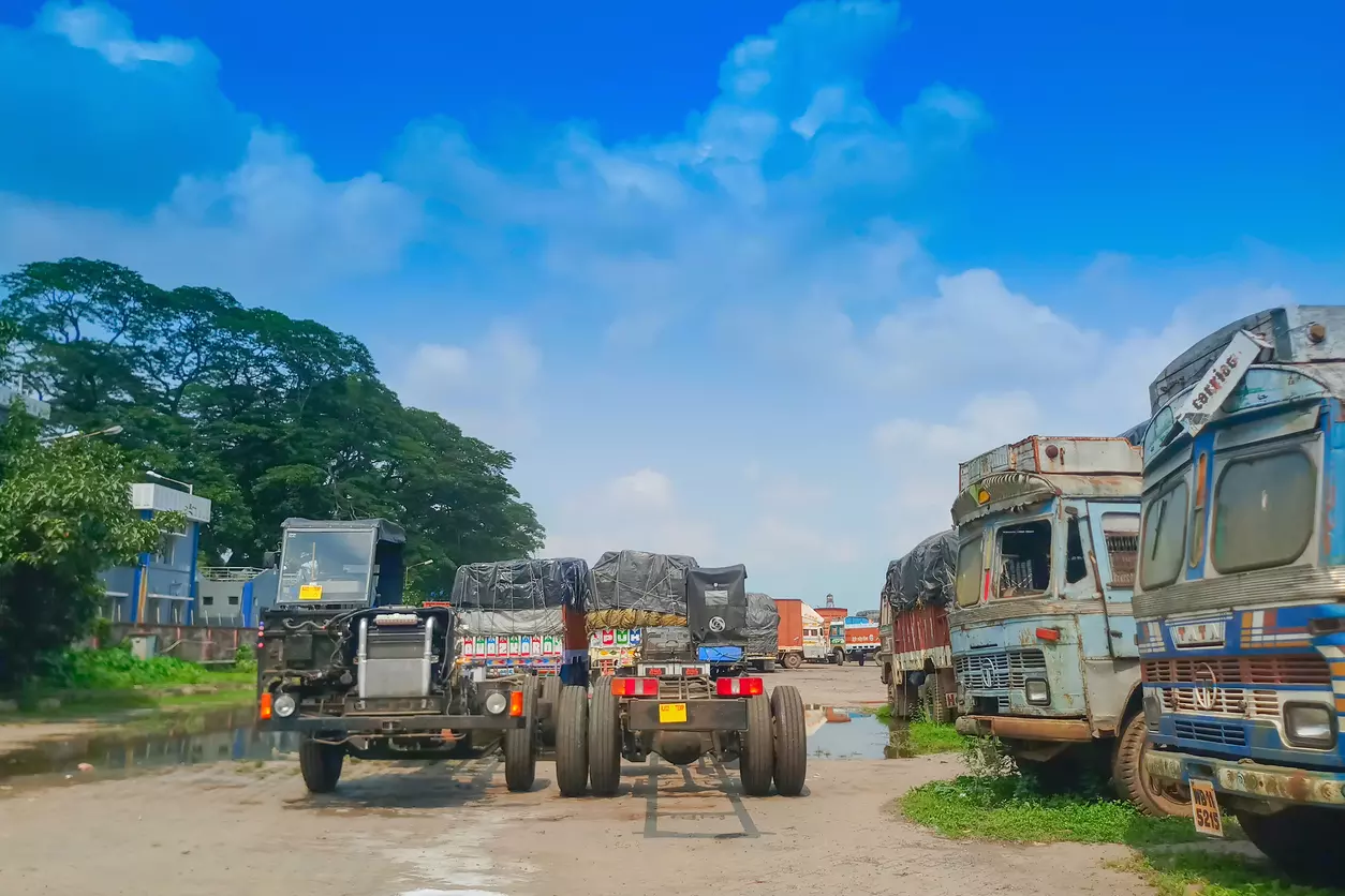 etrapole-Benapole border, Bangladesh border