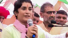 Wrestling Federation bars Vinesh Phogat from competing in comeback tournament Wrestling Federation bars Vinesh Phogat from competing in comeback tournament