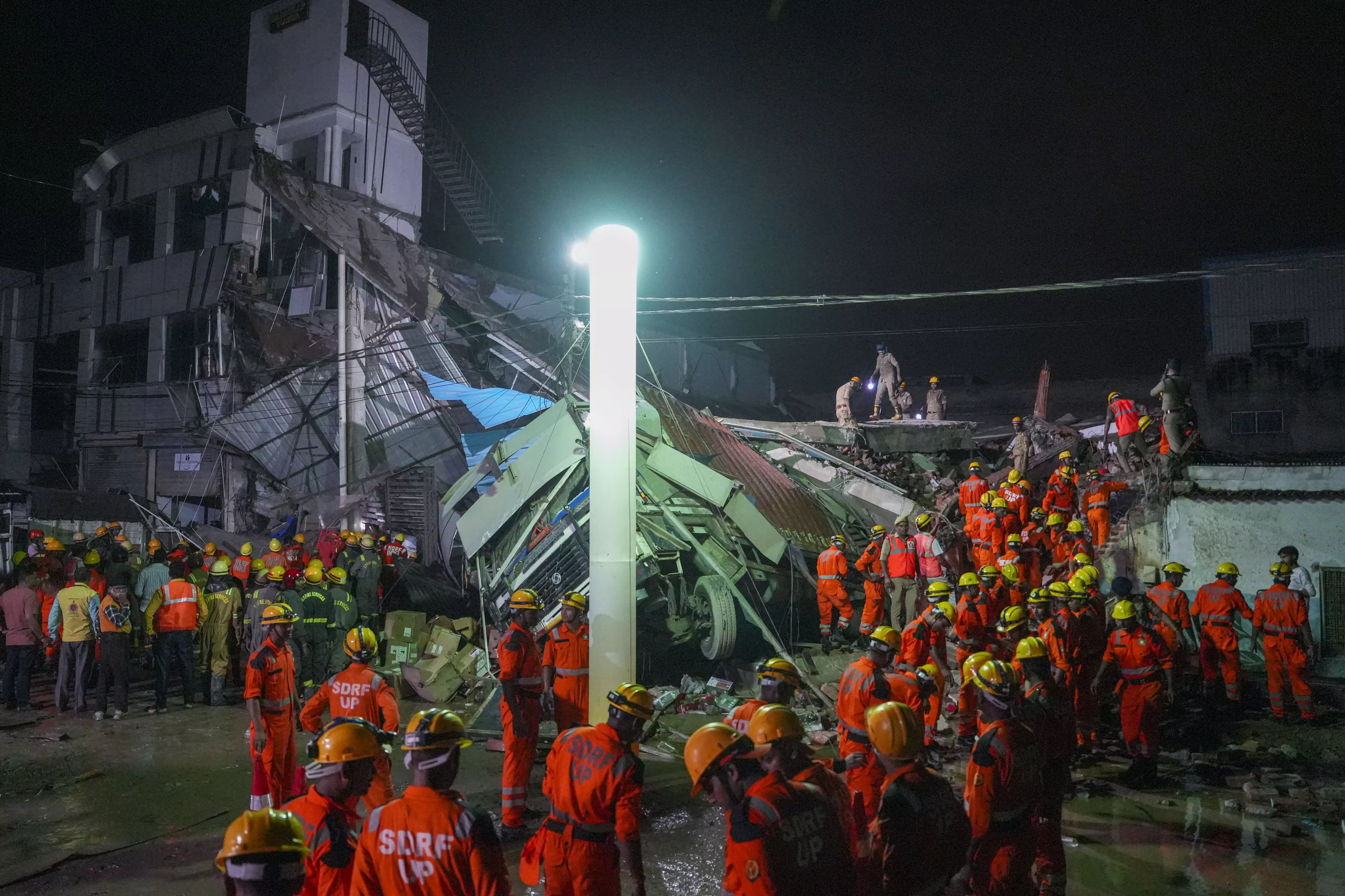 Lucknow building collapse: Death toll rises to 8; 28 injured