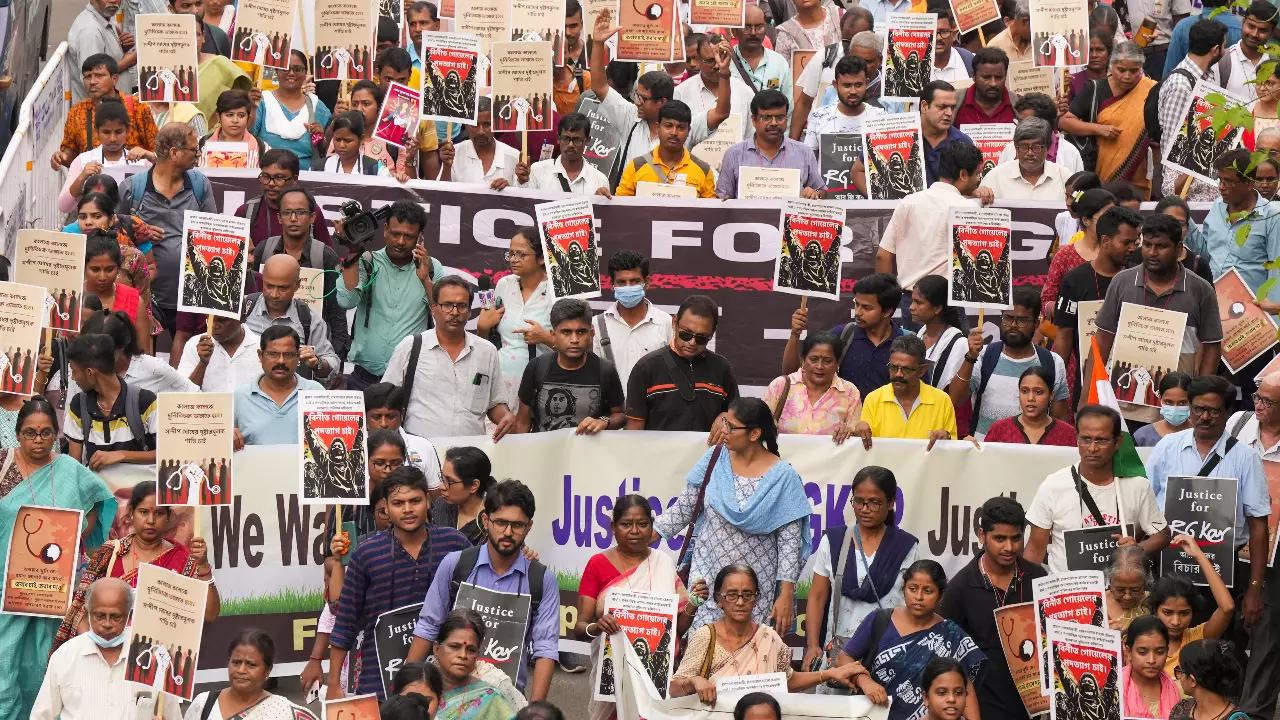 SC hearing on Kolkata rape-murder: 23 people died due to doctors strike, says Bengal govt