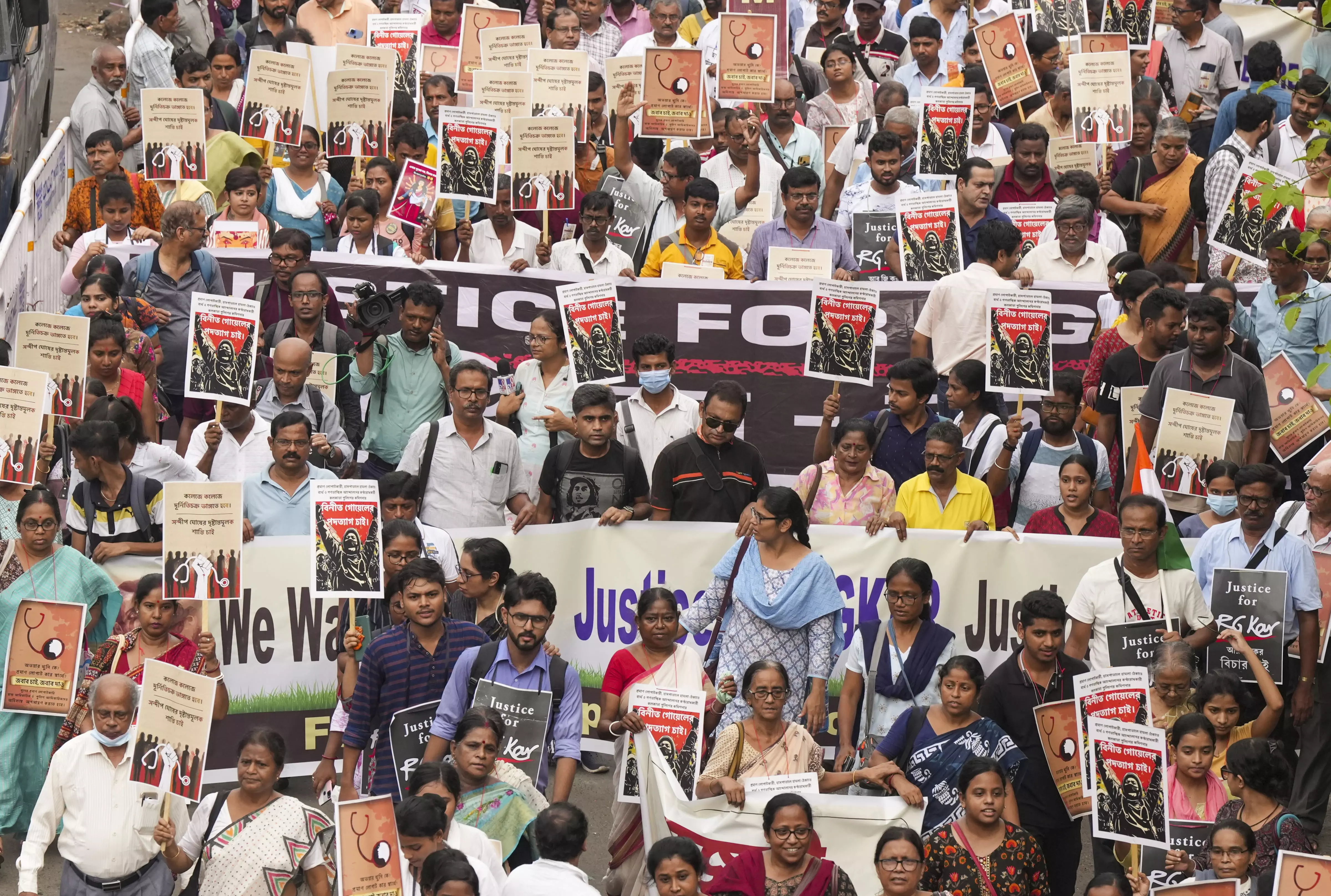 SC hearing on Kolkata rape-murder: 23 people died due to doctors strike, says Bengal govt